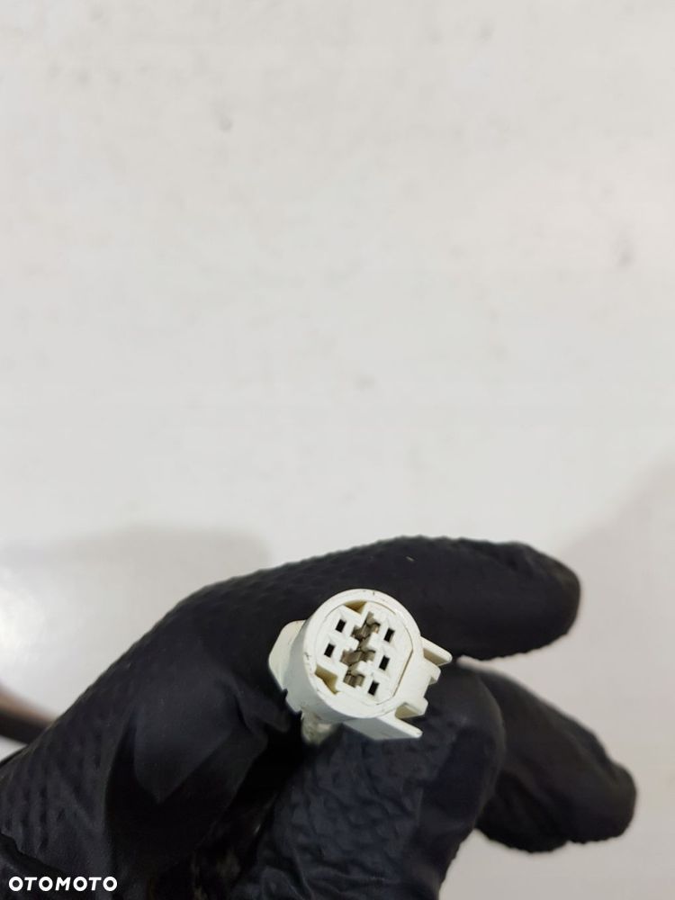 lusterko prawe toyota auris i e15 eur hb 5d 07r 1c0 5pin - 12