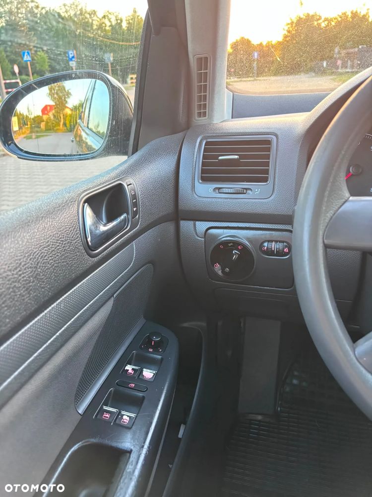 Volkswagen Golf 1.6 Trendline - 3