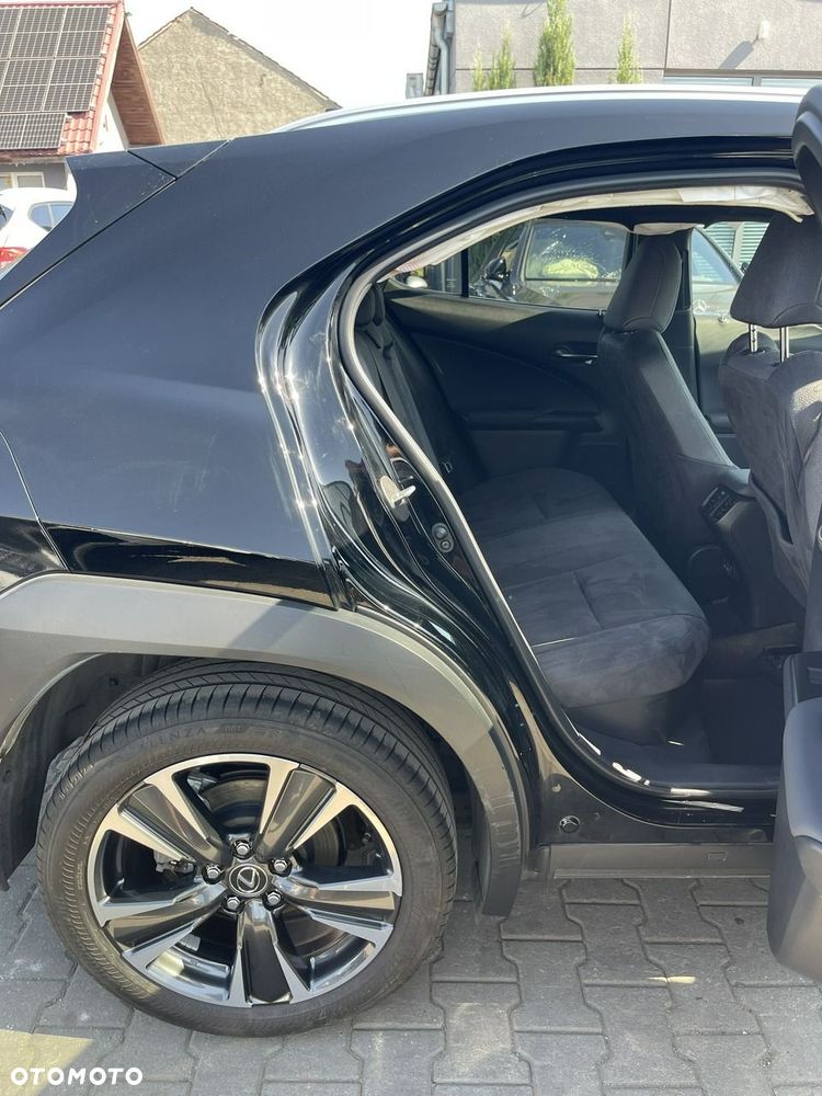 Lexus UX 300h Elegance - 6
