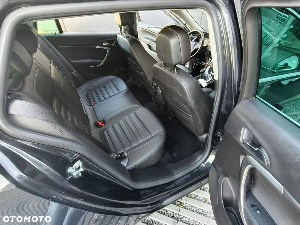 Opel Insignia - 19