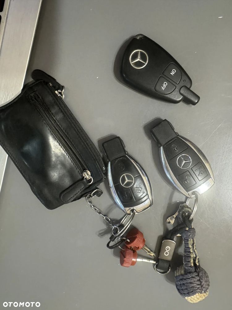 Mercedes-Benz ML - 10