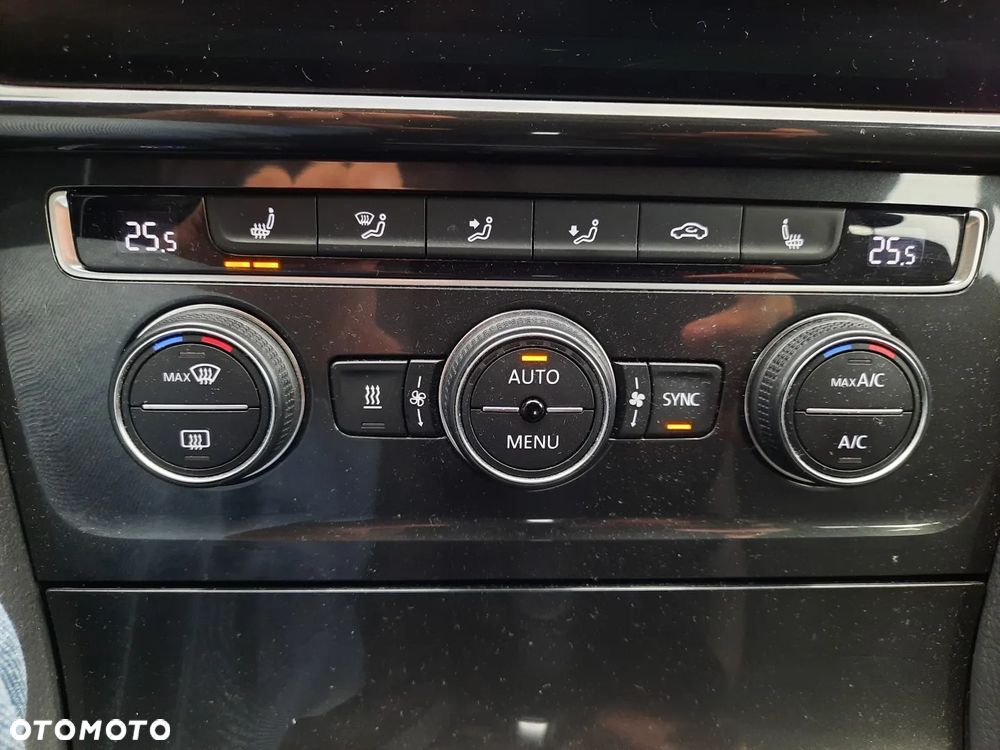 Volkswagen Golf 2.0 TDI BMT Highline DSG EU6 - 35