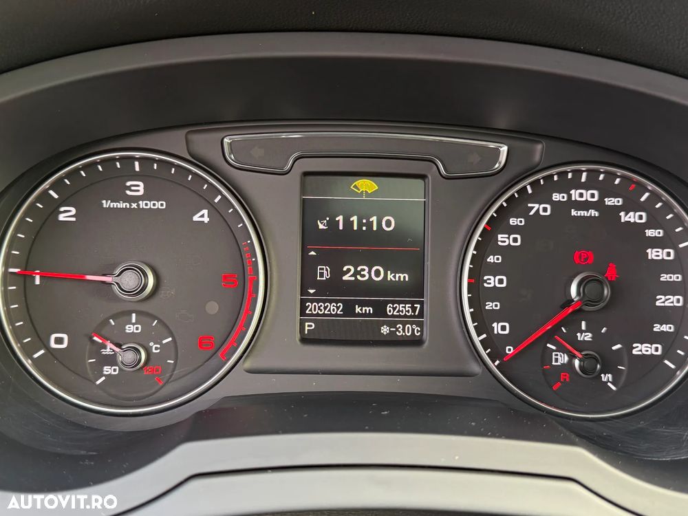 Audi Q3 2.0 TDI Quattro S tronic sport - 19