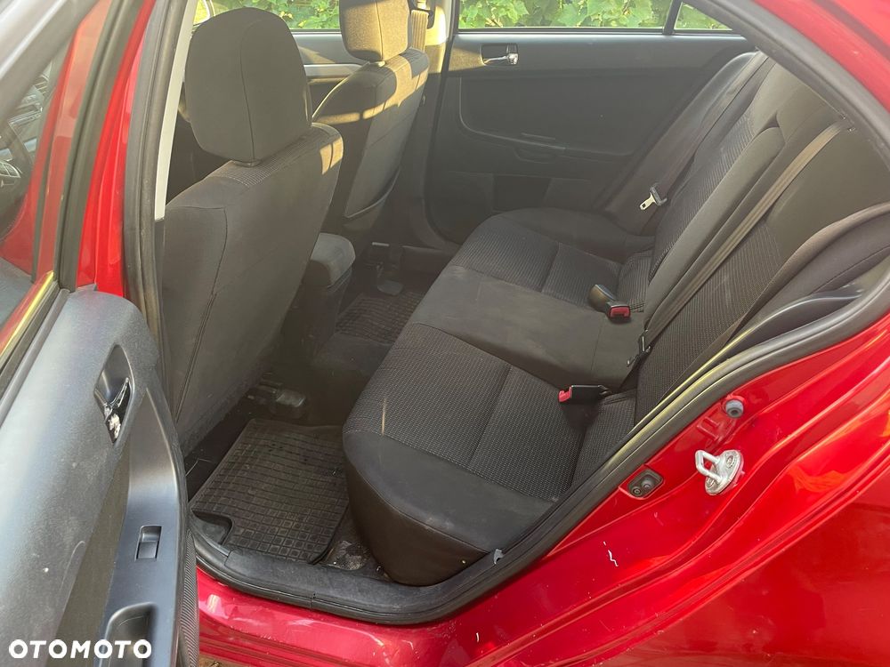Mitsubishi Lancer 1.8 Invite - 9