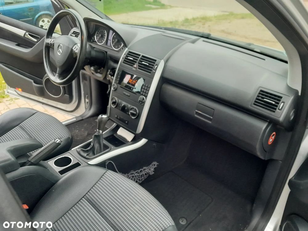 Mercedes-Benz Klasa A 170 Avantgarde - 23