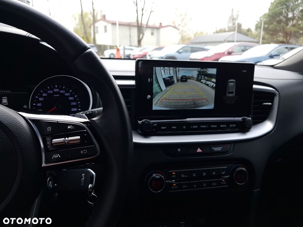 Kia Ceed - 19