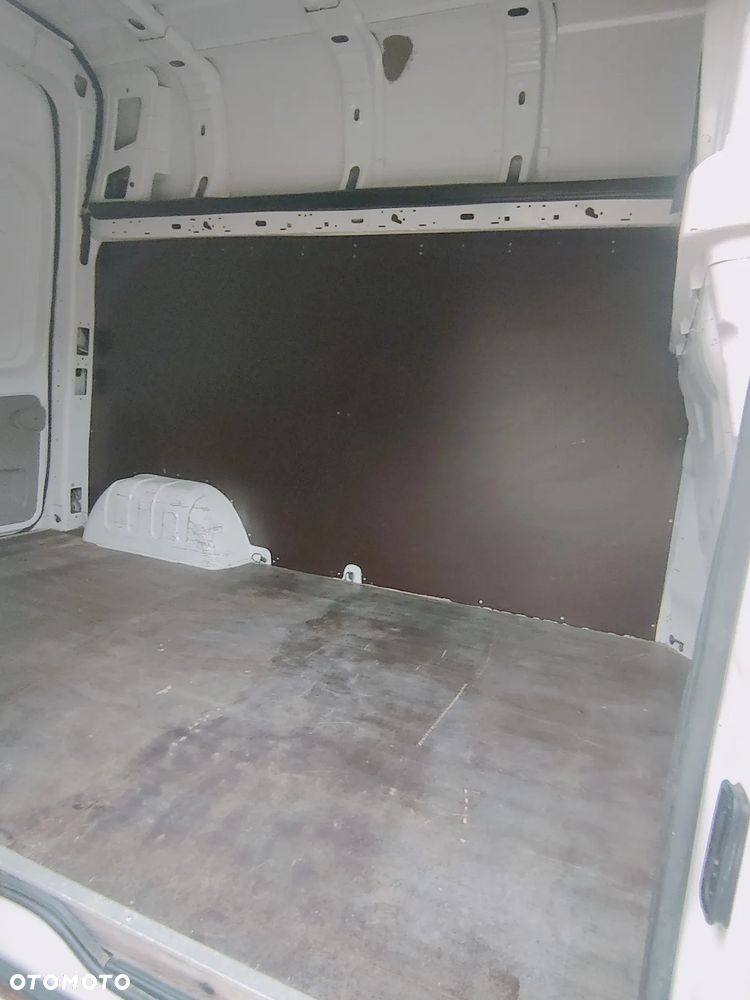 Renault Trafic L2H2 2,0DCI 115 - 15