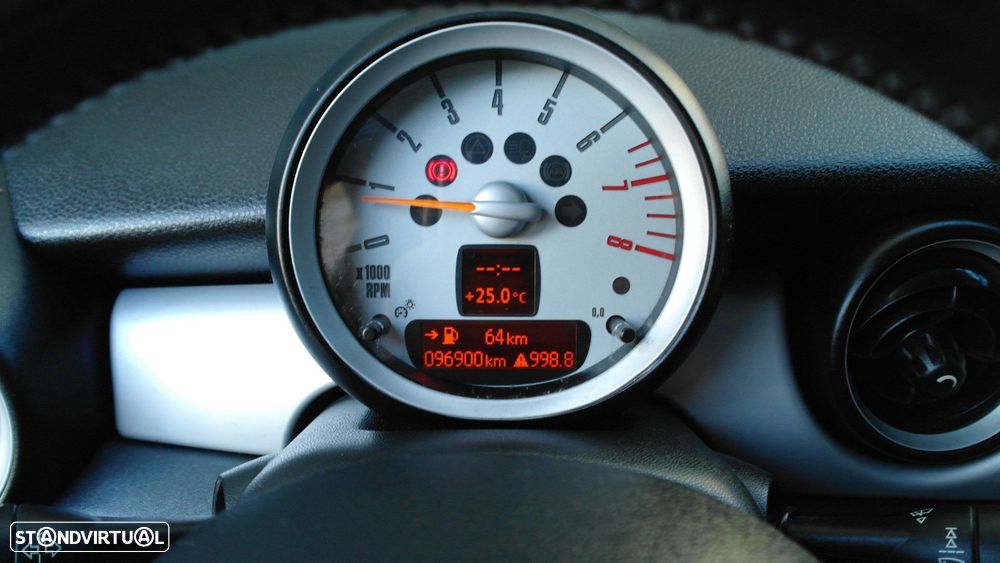 MINI 3 Portas One 1.4 - 23