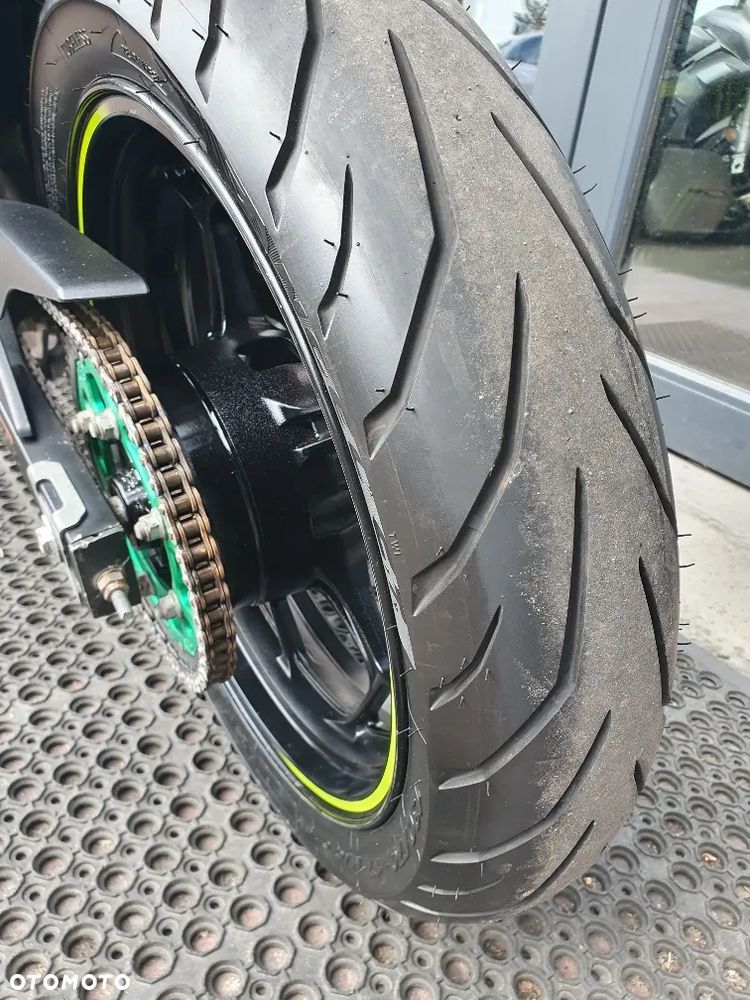 Kawasaki Ninja - 11
