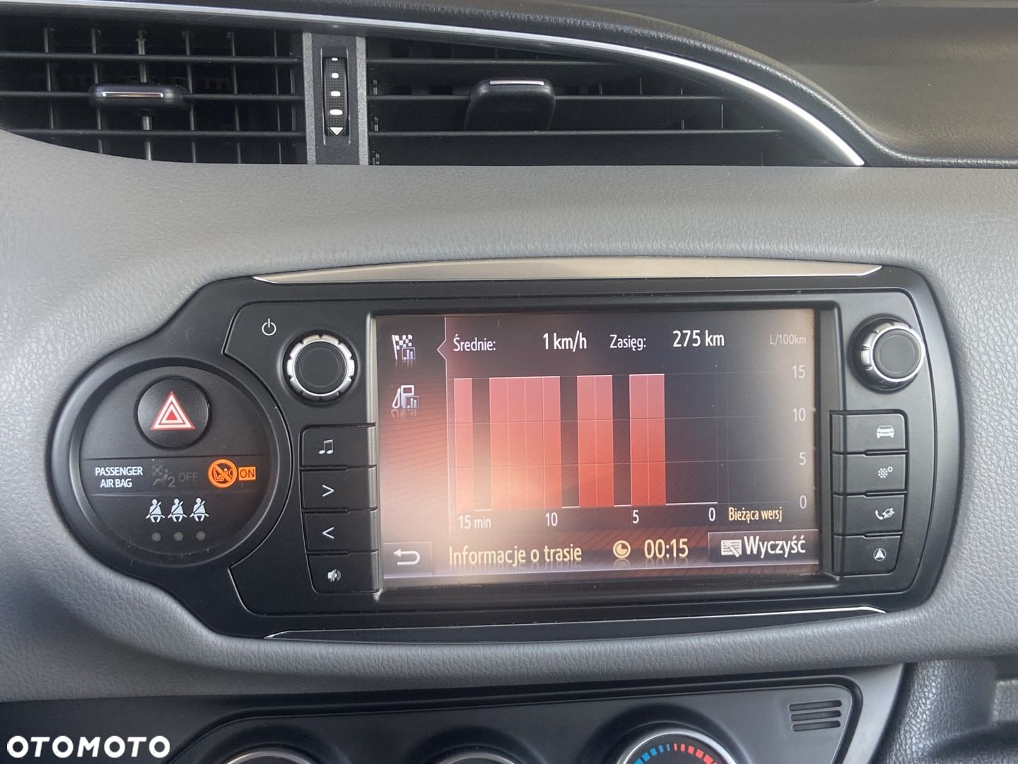 Toyota Yaris - 17