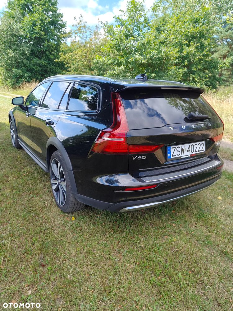 Volvo V60 B5 B AWD Inscription - 4