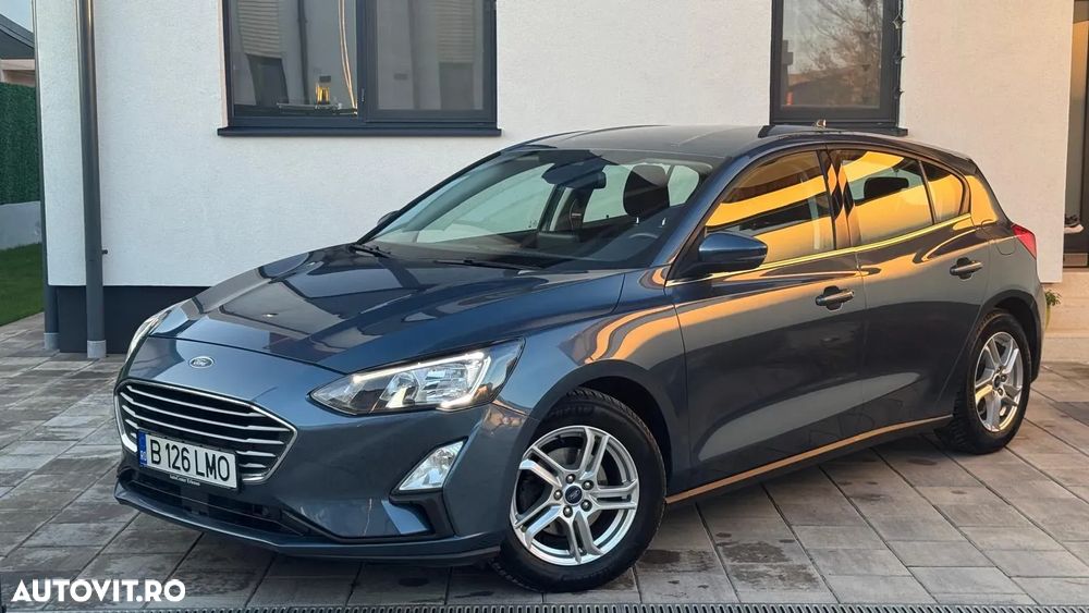 Ford Focus 1.0 EcoBoost Titanium - 11