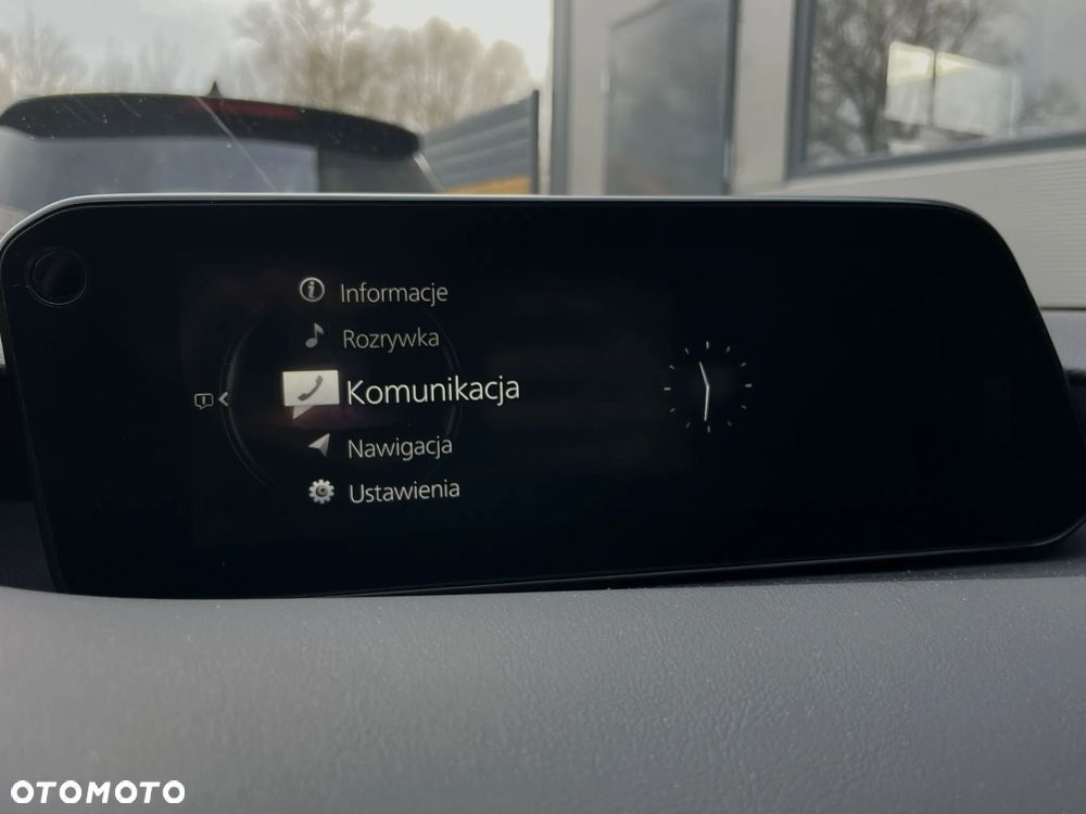 Mazda 3 e-SKYACTIV-G 2.0 M HYBRID - 26