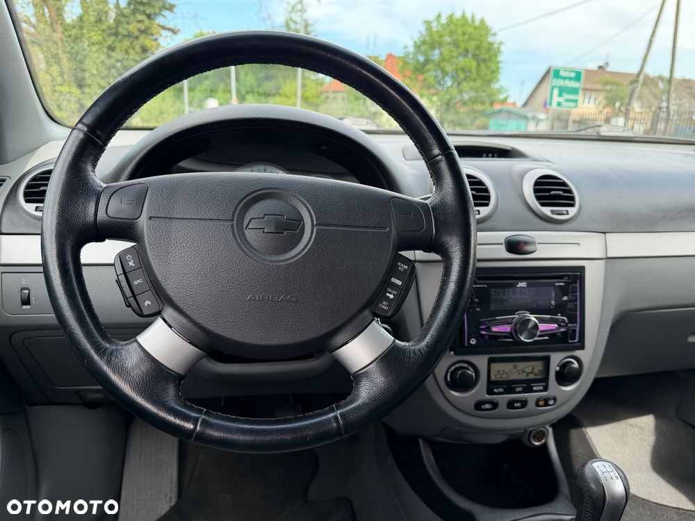 Chevrolet Nubira 2.0 D CDX - 13