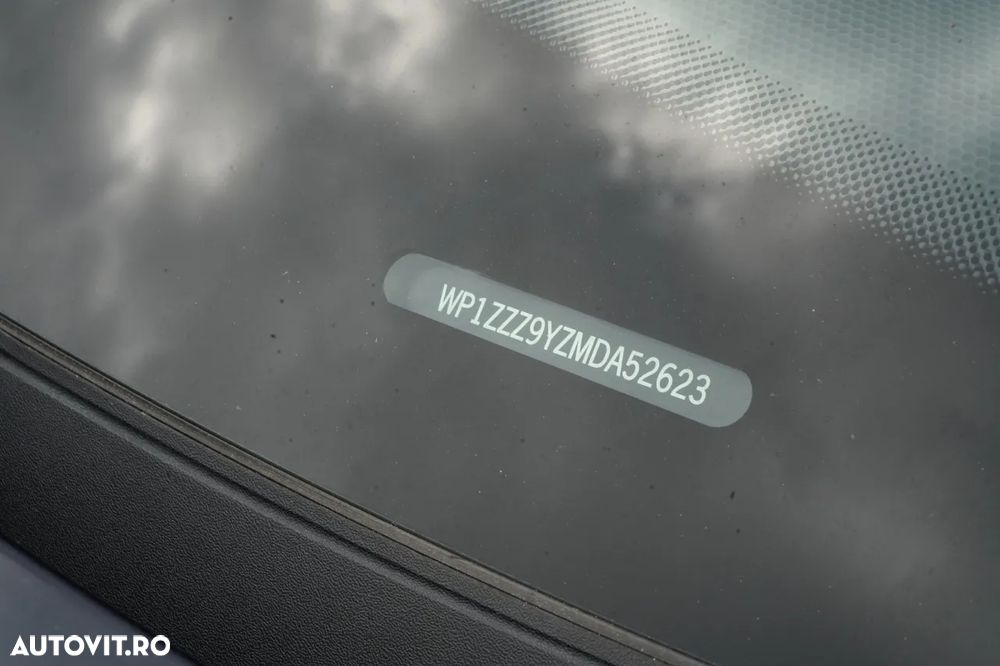 Porsche Cayenne Standard - 38