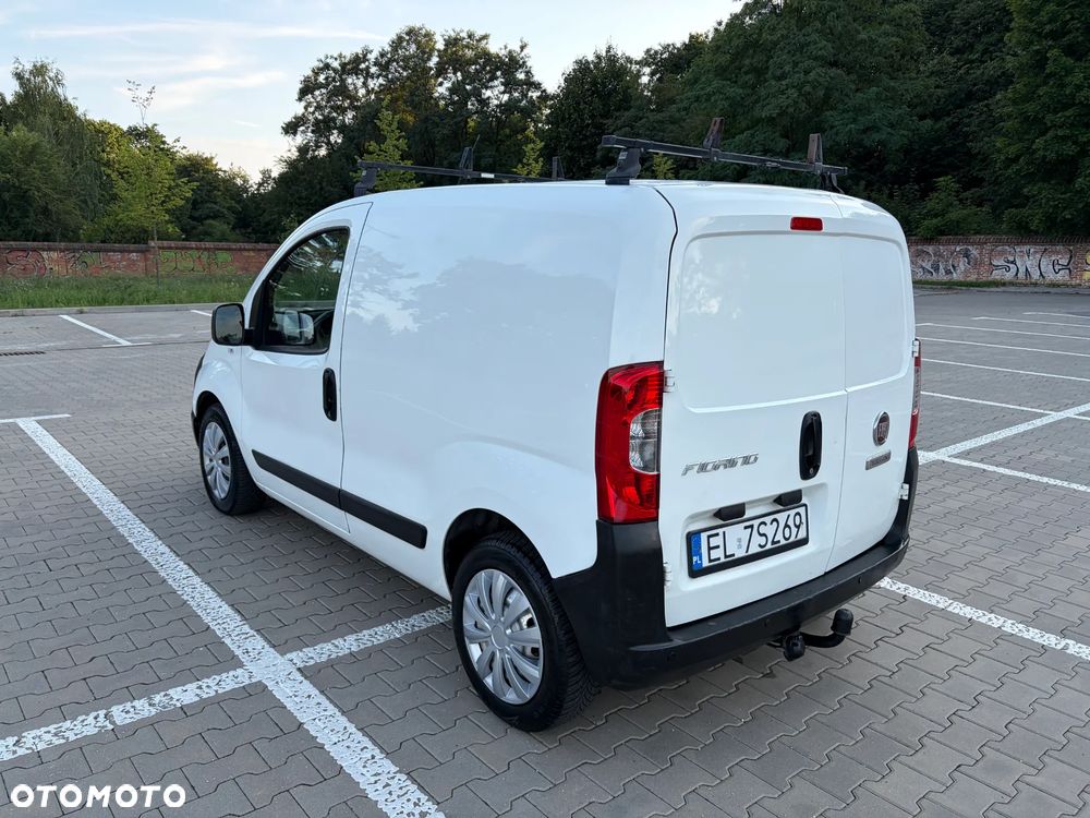 Fiat Fiorino Kombi 8V SX - 8
