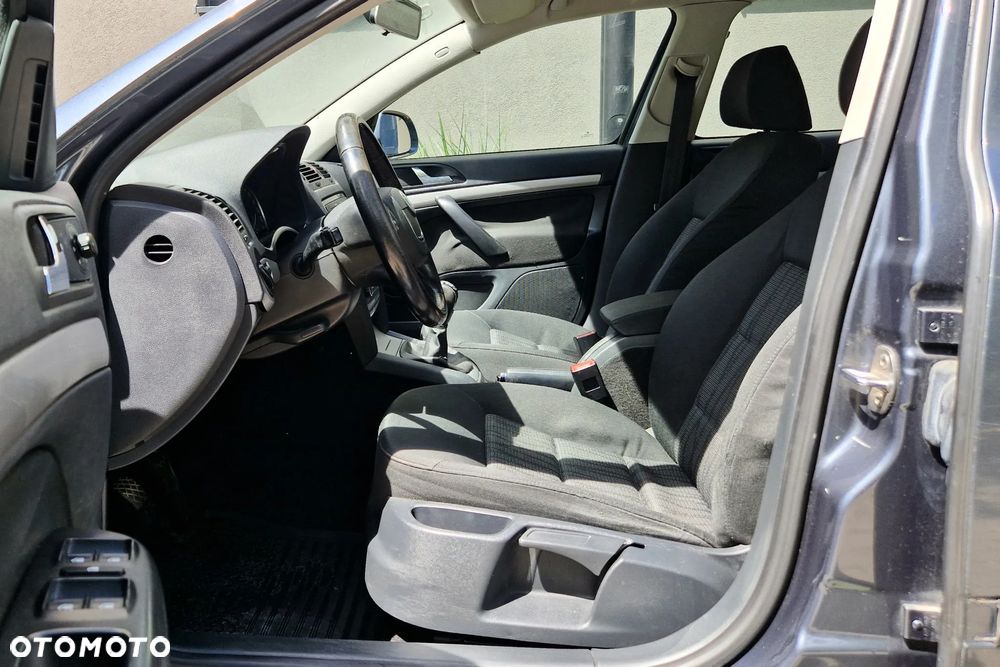 Skoda Octavia 1.8 TSI Ambiente - 7