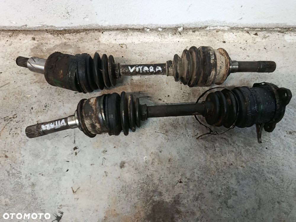 Półoś półosie przód prawa lewa 22 frezy Suzuki Vitara 1 - 1