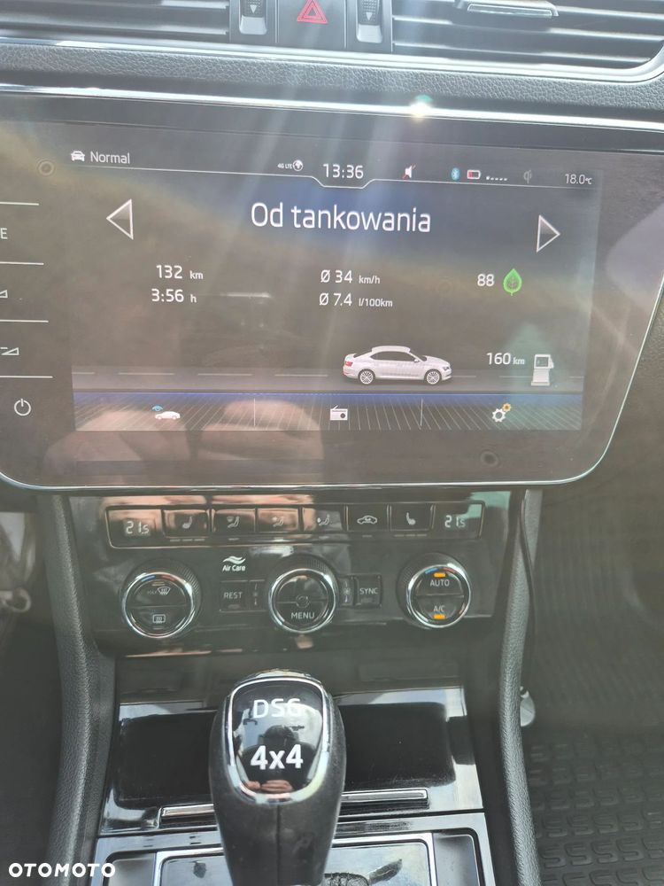 Skoda Superb 2.0 TDI 4x4 L&K DSG - 17