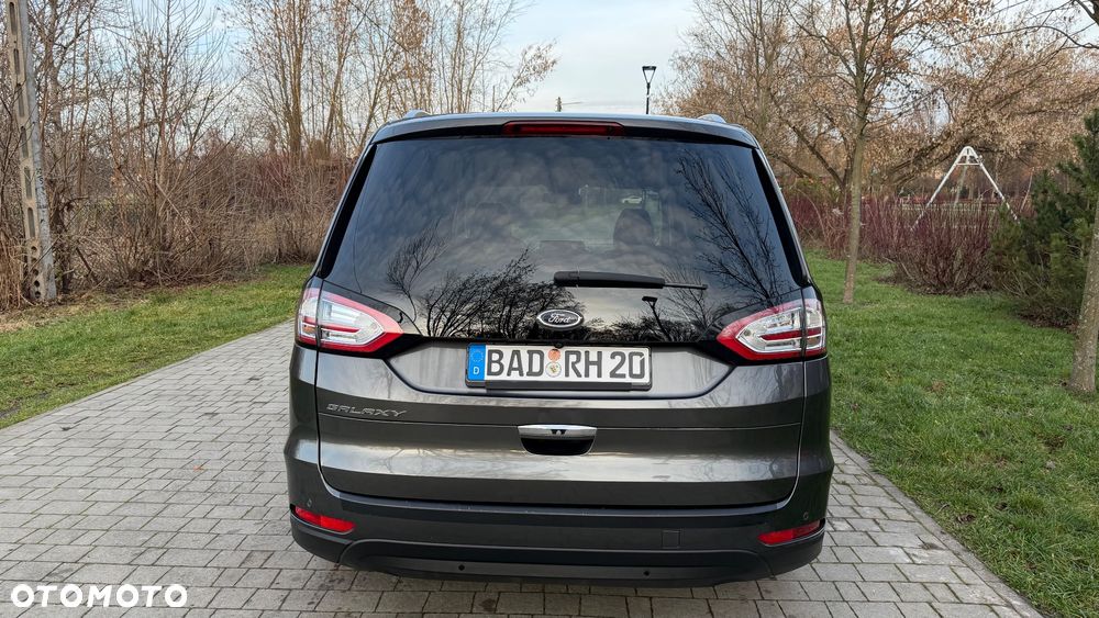 Ford Galaxy 2.0 EcoBlue Twin-Turbo Titanium - 36