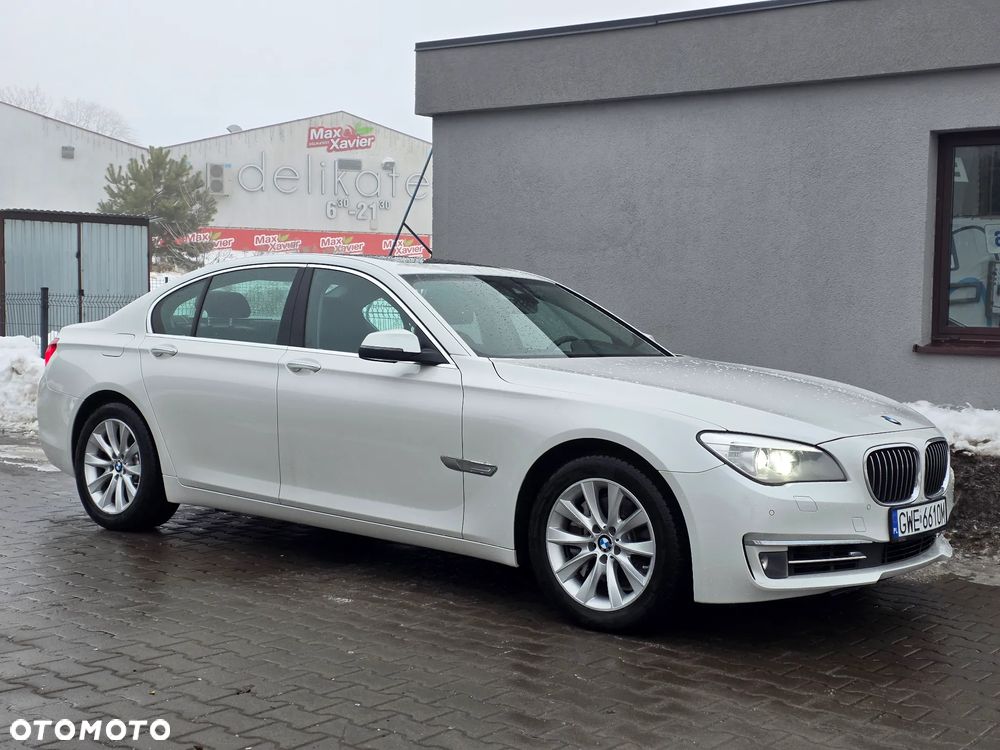 BMW Seria 7 740d xDrive - 2