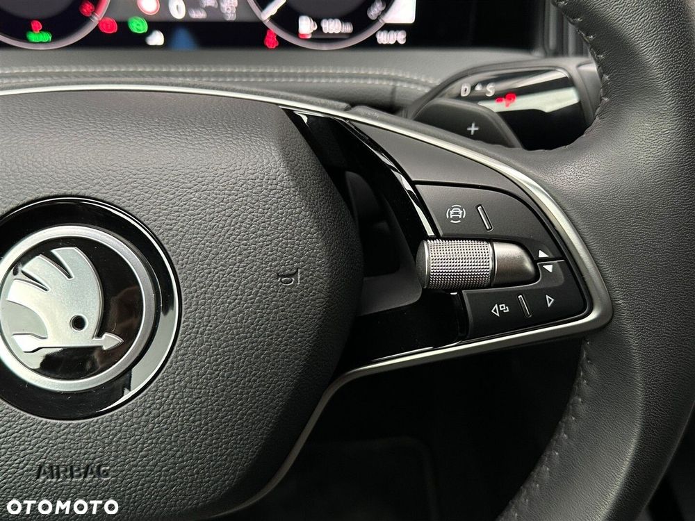 Skoda Superb 1.5 TSI L&K DSG - 19