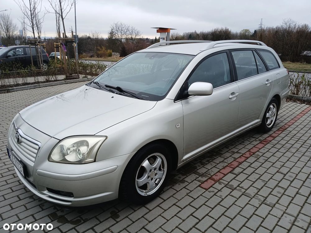 Toyota Avensis 1.8 VVT-i Sol - 12
