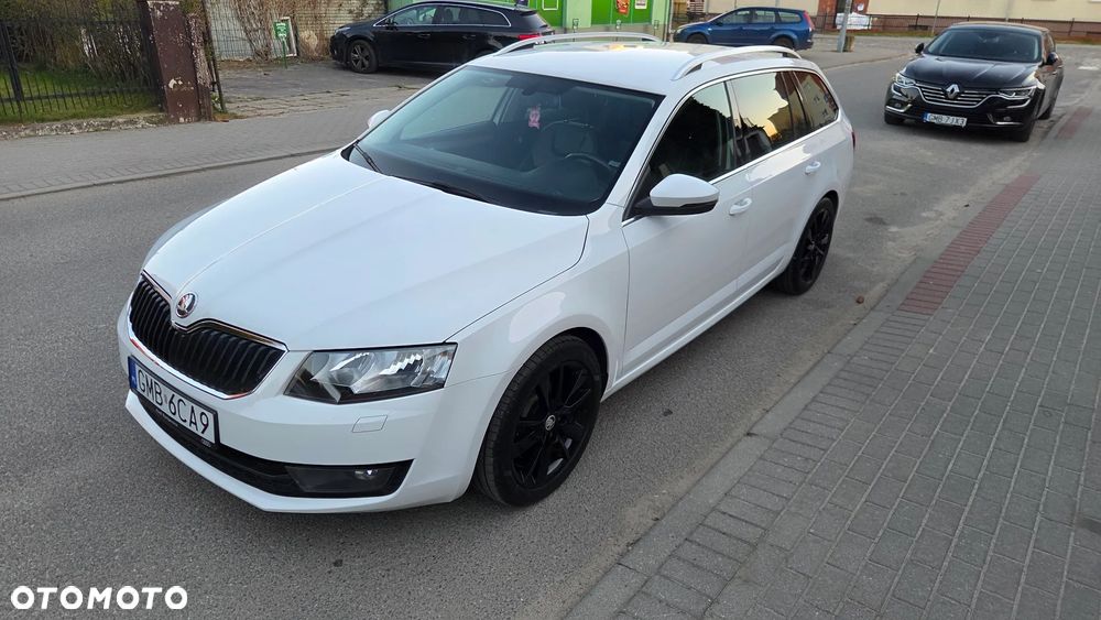Skoda Octavia 1.6 TDI DPF DSG Elegance - 5