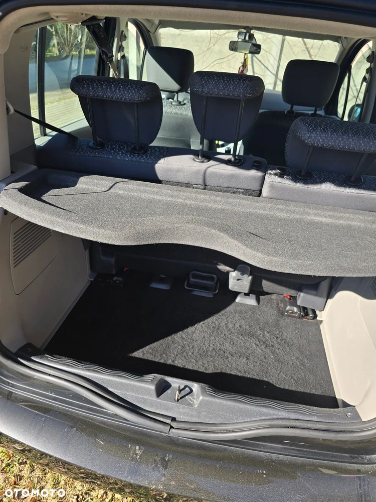 Renault Modus - 10