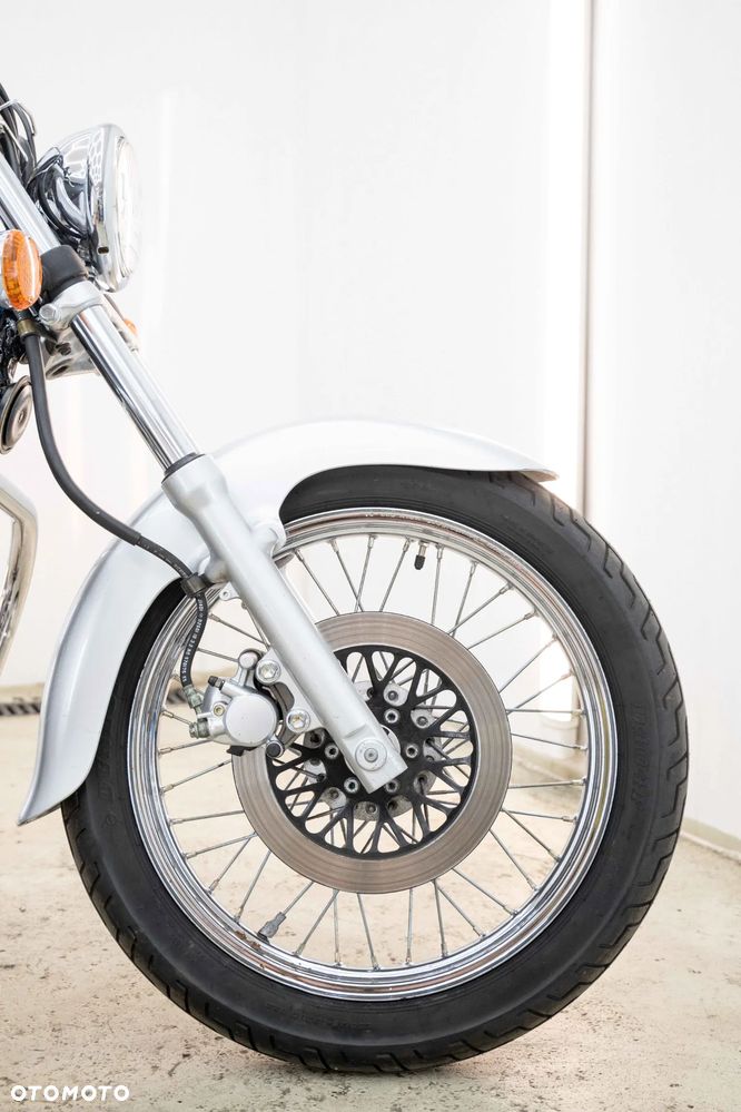 Suzuki Intruder - 29