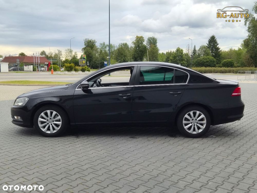 Volkswagen Passat - 21