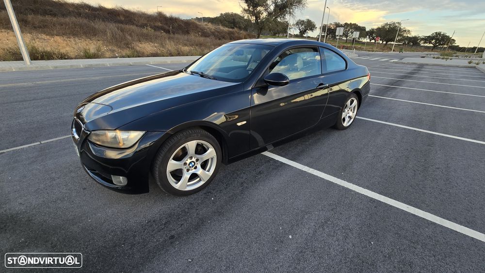 BMW 320 d Coupe - 17