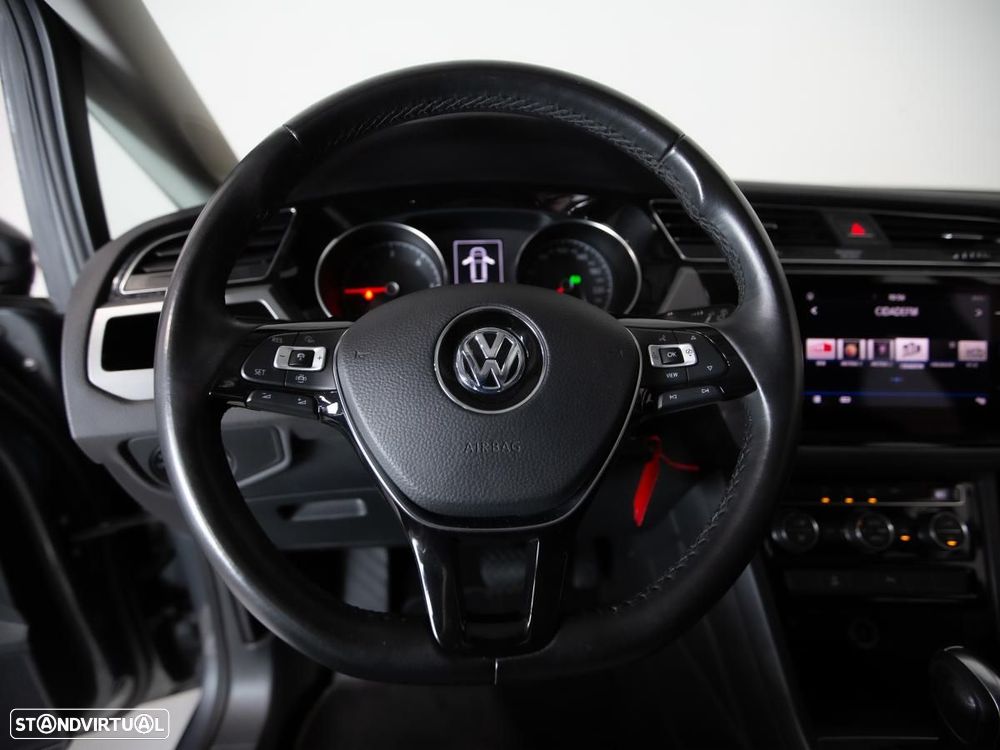 VW Touran 2.0 TDI Confortline DSG - 18