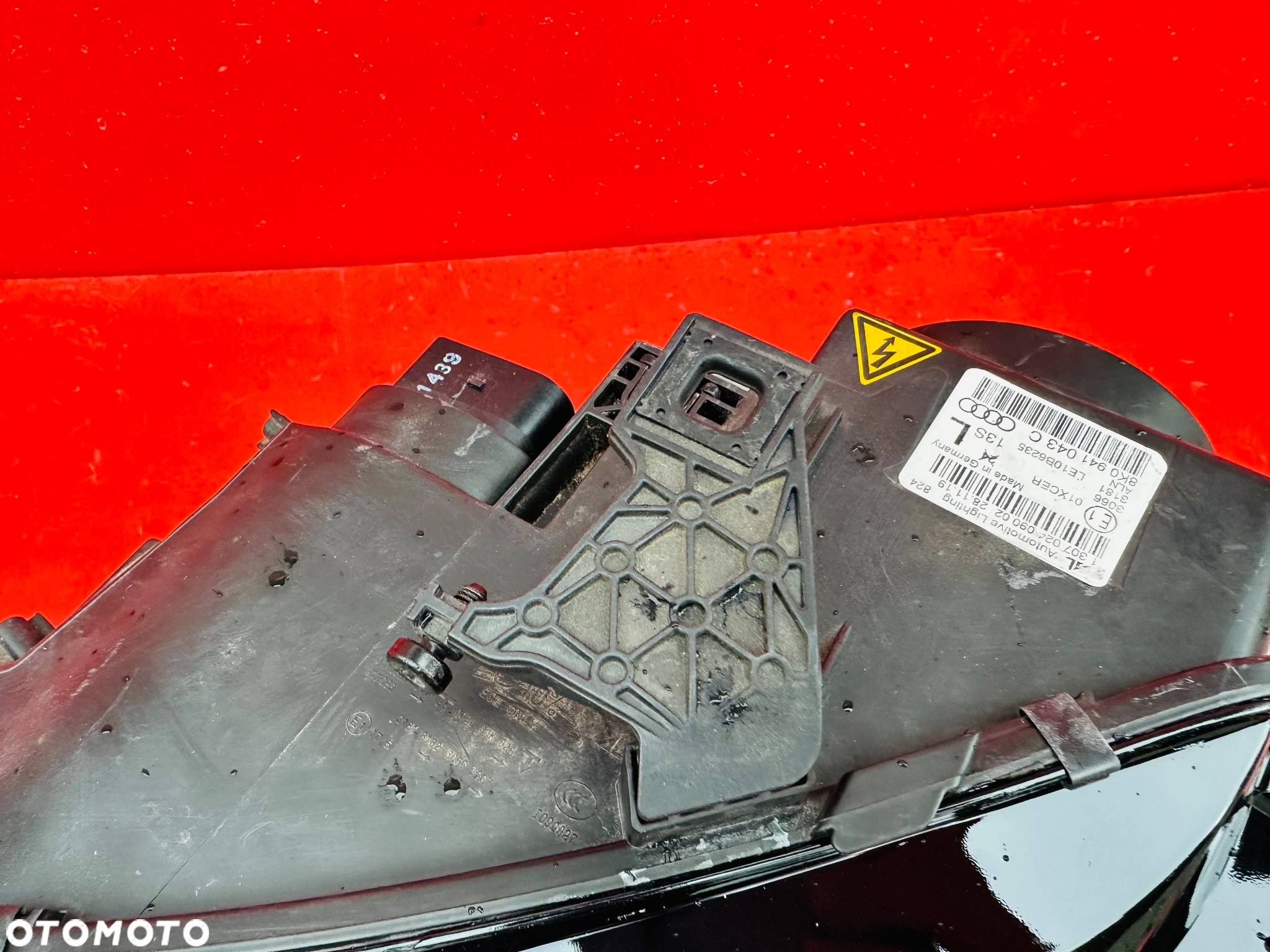 LAMPA LEWA AUDI A4 B8 LIFT LED BI XENON NIE SKRETNA  8K0941043C - 4