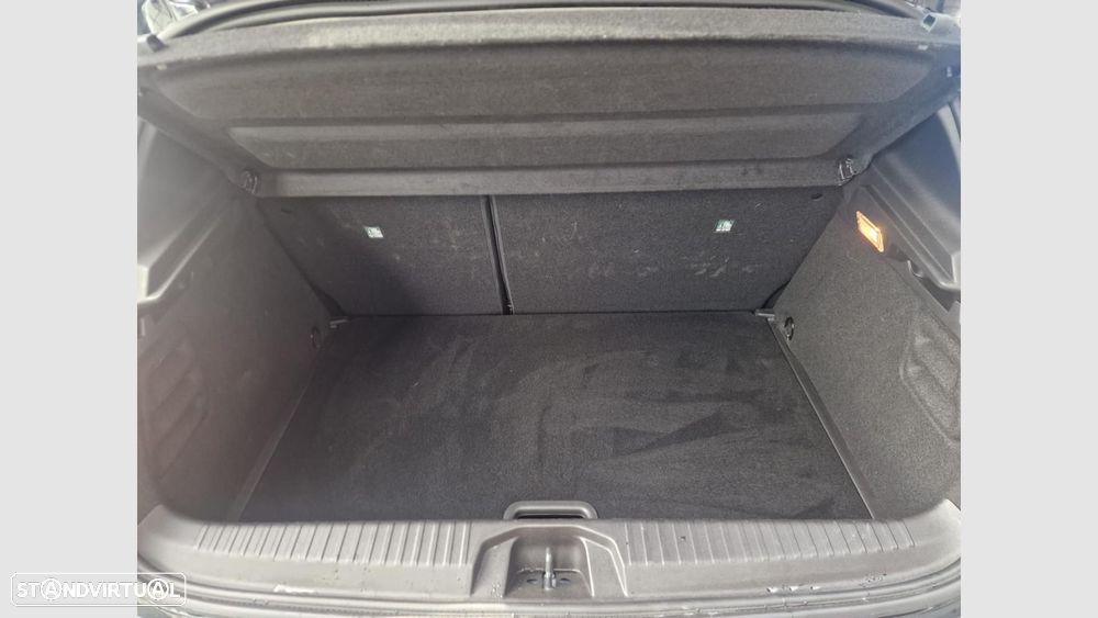 Mitsubishi Colt - 15