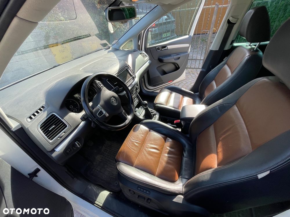 Volkswagen Sharan 2011 photo 4