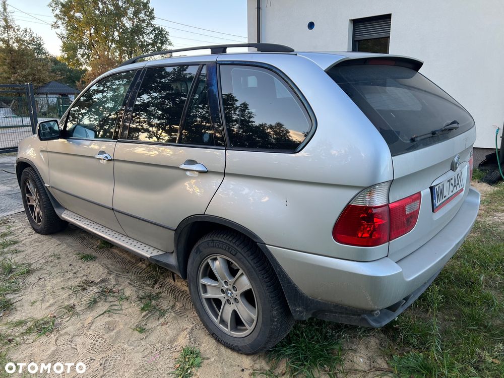 BMW X5 4.4i - 8
