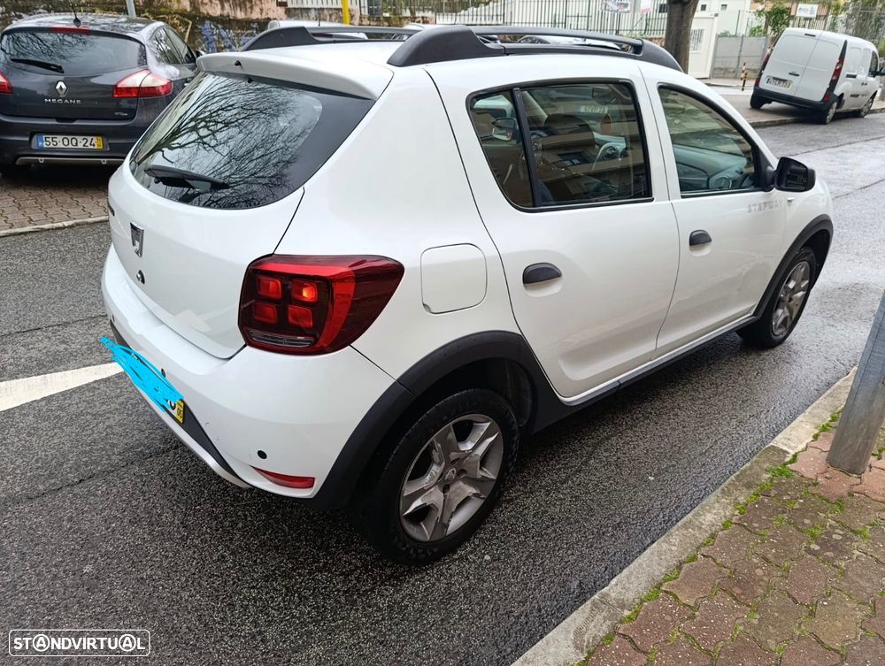 Dacia Sandero 0.9 TCe SL Stepway of Life Bi-Fuel - 4