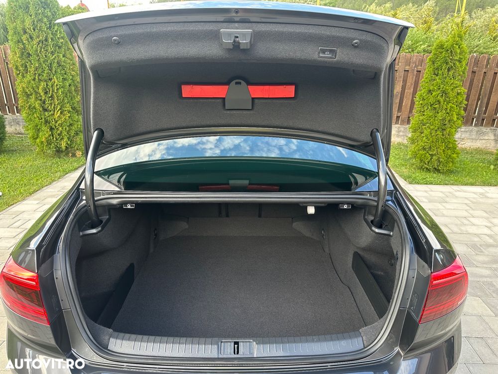 Volkswagen Passat - 15