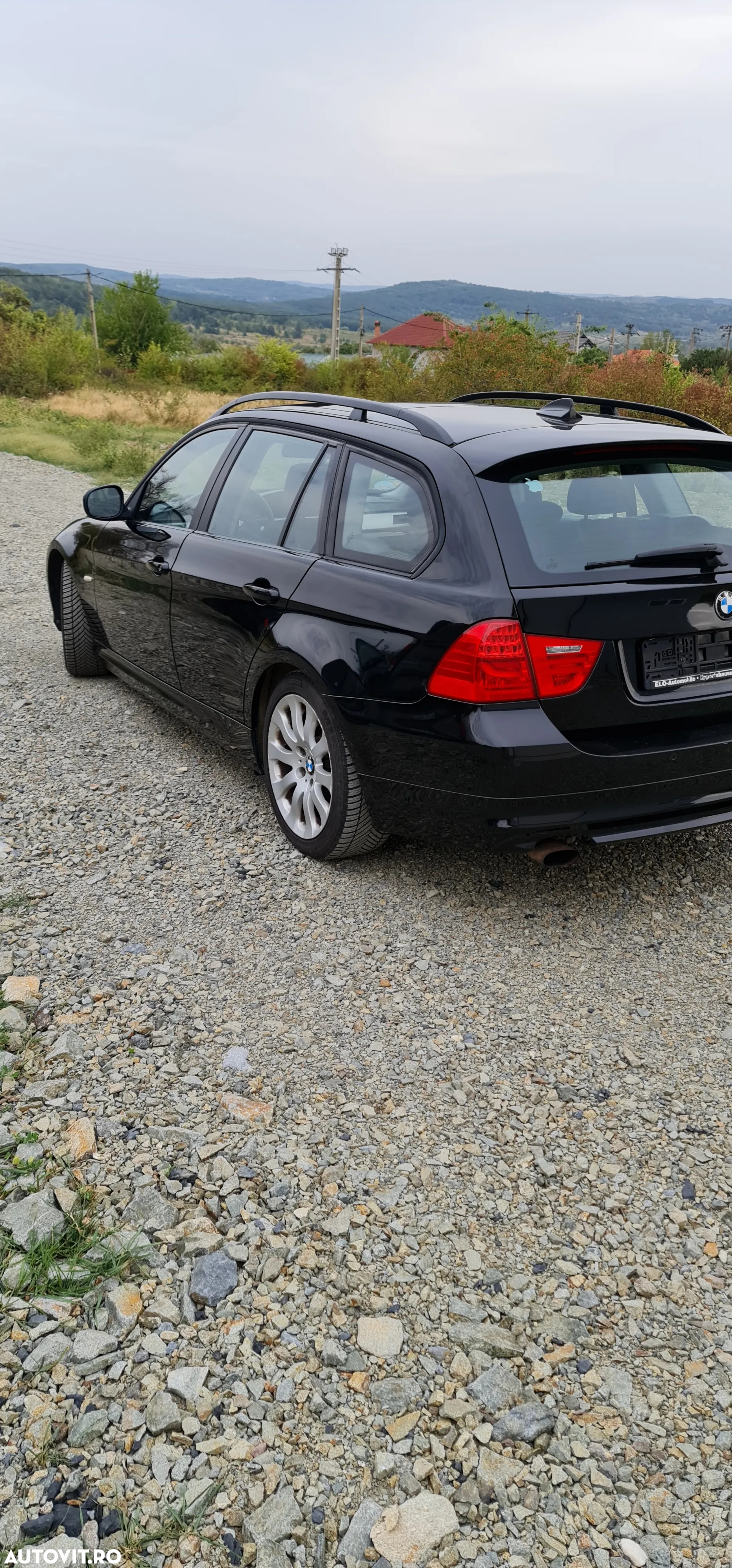 BMW Seria 3 318i Touring - 5