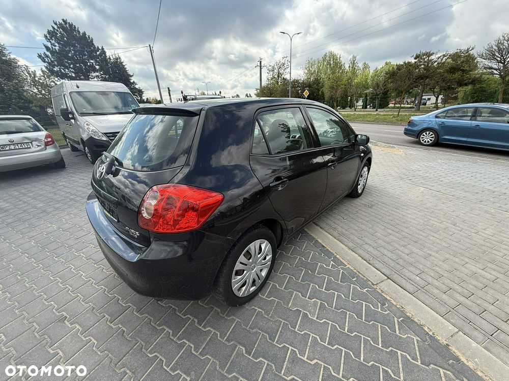 Toyota Auris - 3