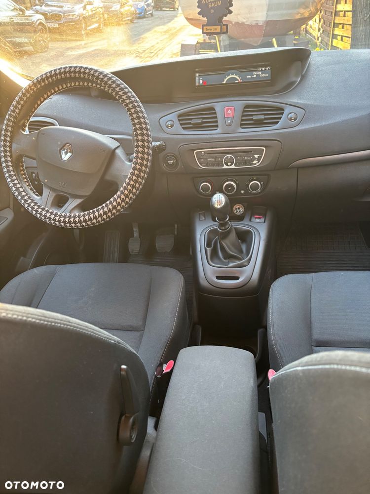 Renault Scenic - 4