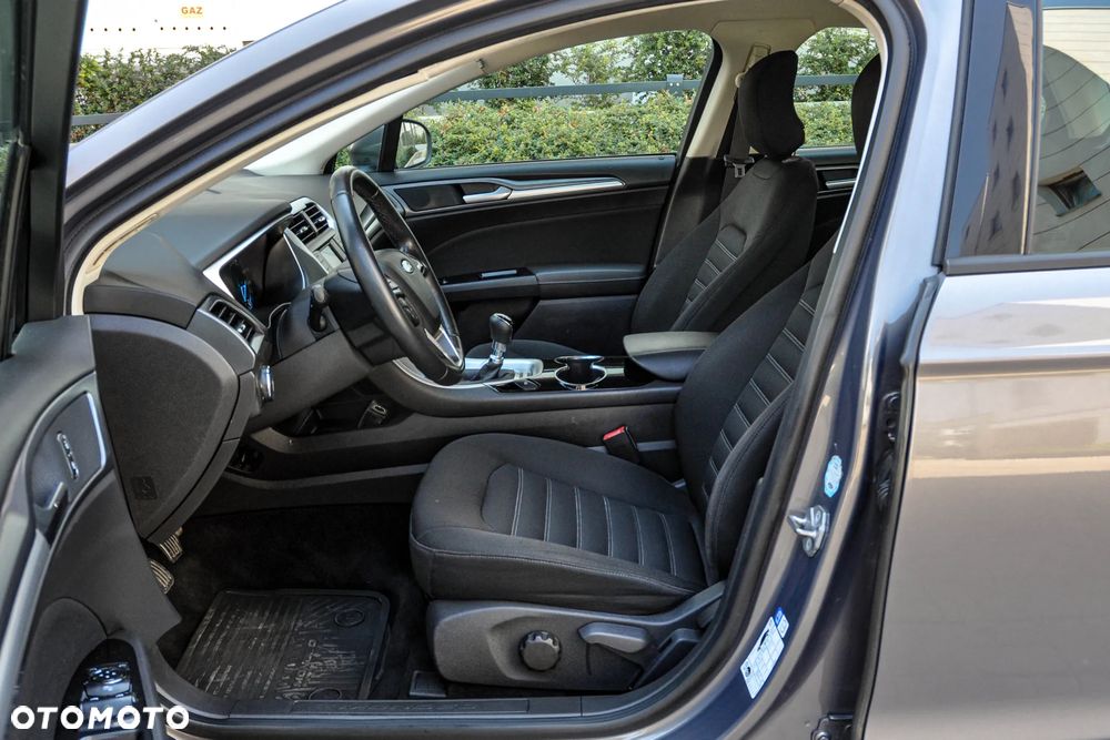 Ford Mondeo - 7
