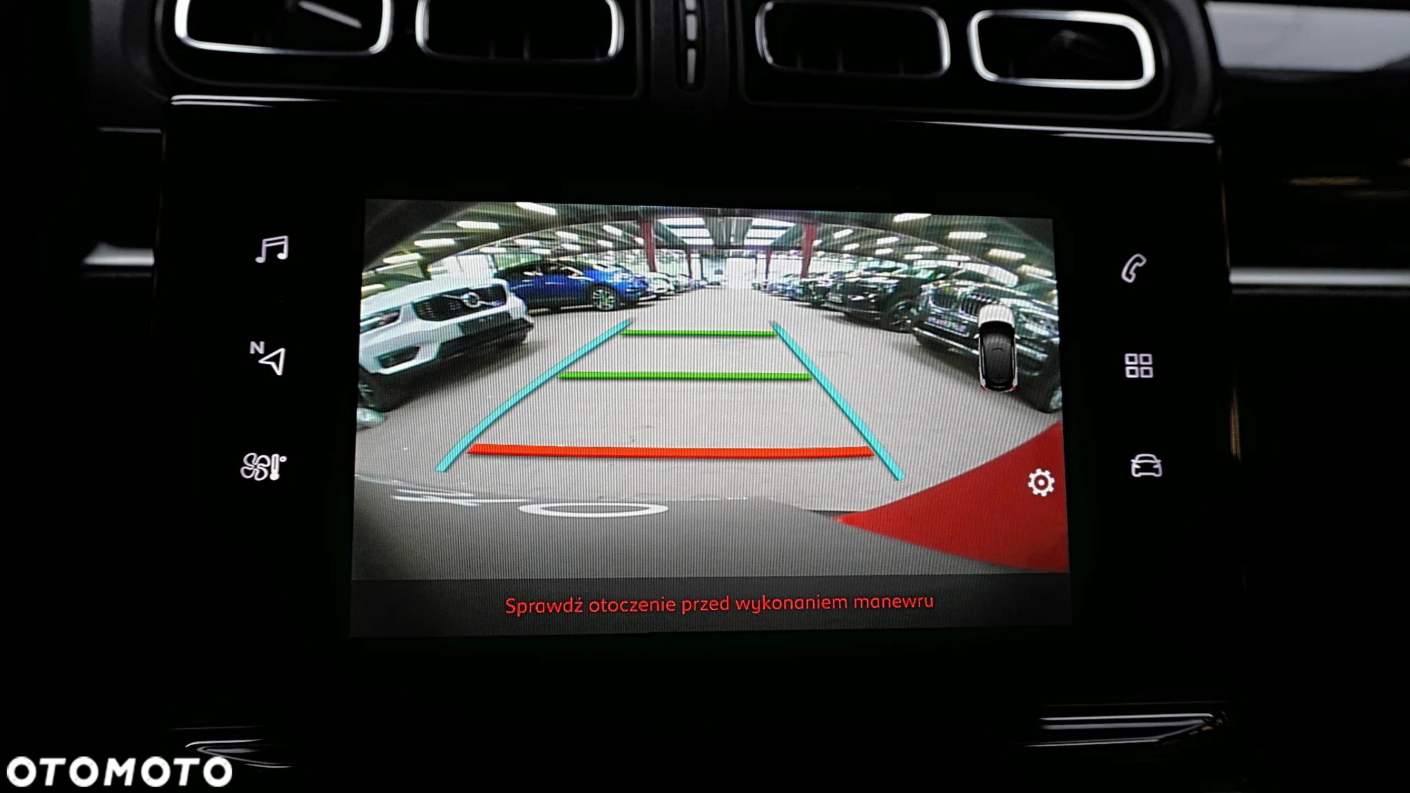 Citroën C3 1.2 PureTech Shine - 30