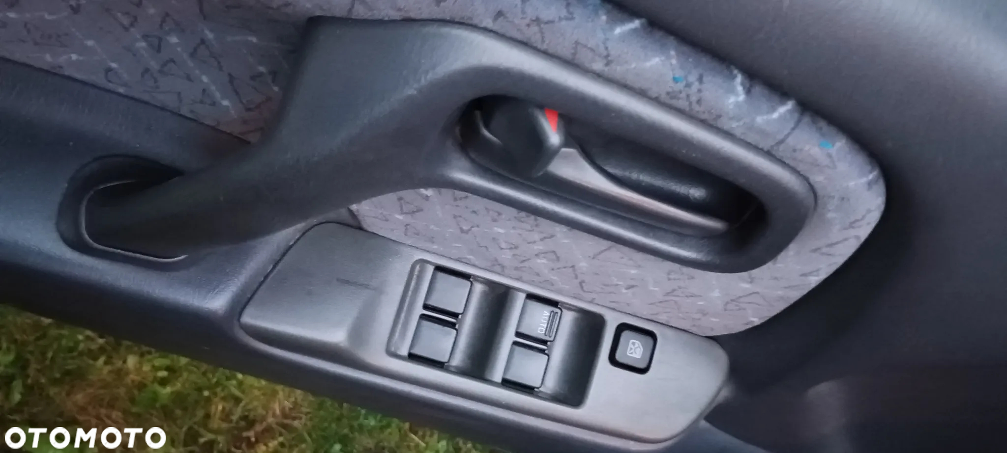 Nissan Primera - 10