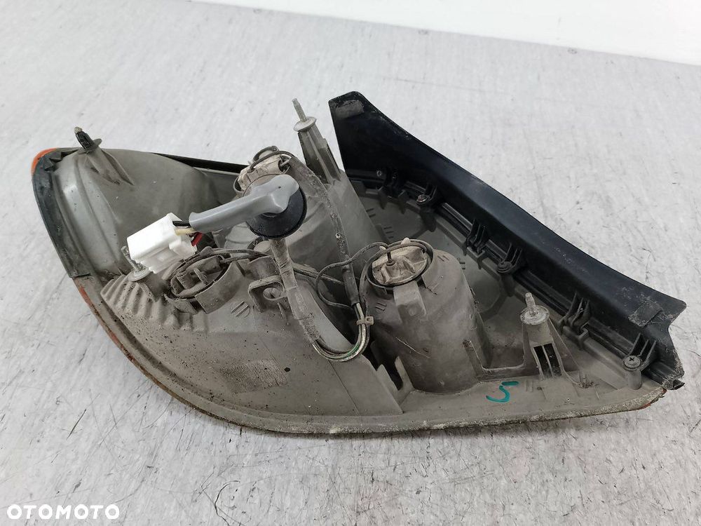 LAMPA TYLNA PRAWA HYUNDAI COUPE III 92402-2CXXX COUPE - 5