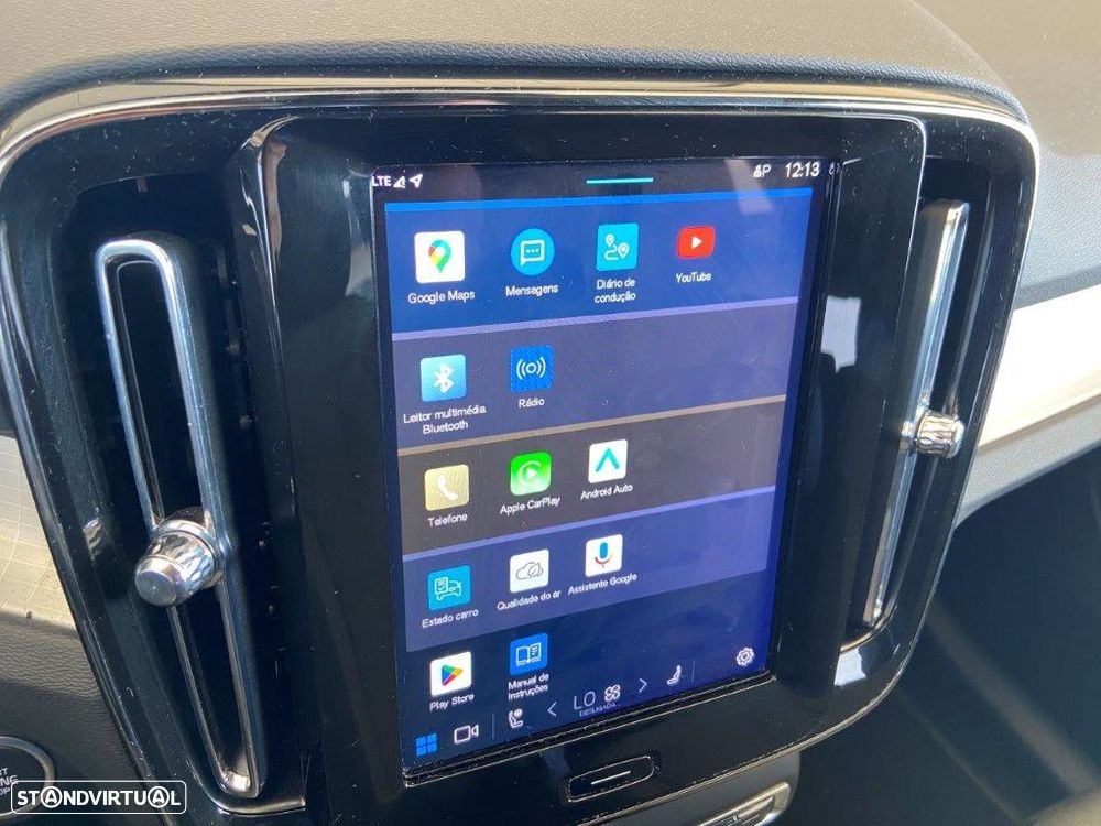 Volvo XC 40 2.0 B3 Plus Dark - 23