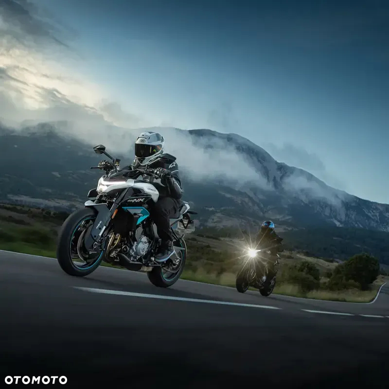 CFMoto 675NK - 3