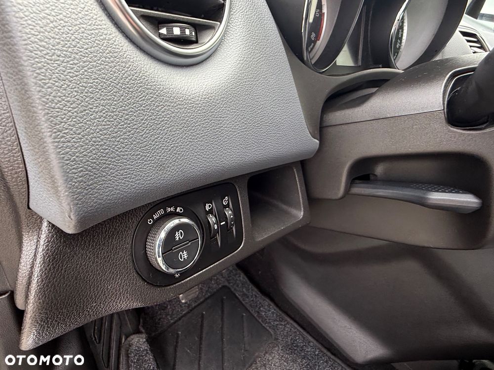 Opel Meriva 1.6 CDTI Cosmo S&S - 33