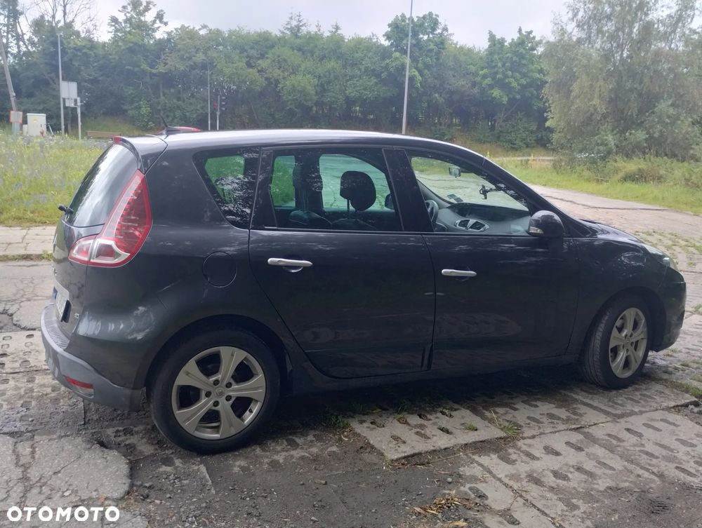 Renault Scenic 1.6 dCi Energy Bose Edition S&S - 4